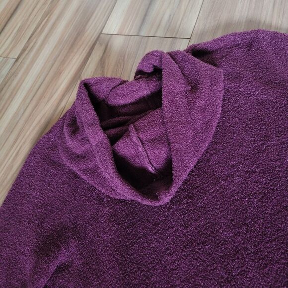 Barefoot Dreams Cozychic Lite Coastal Hooded Long Cardi in Burgundy - Picture 7 of 11